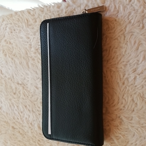 NWT Kate Spade Wallet - Picture 3 of 5
